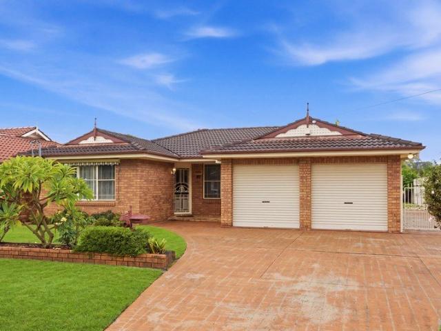 PERFECT FAMILY LIVING IN THE NORTH PEARL ESTATE !