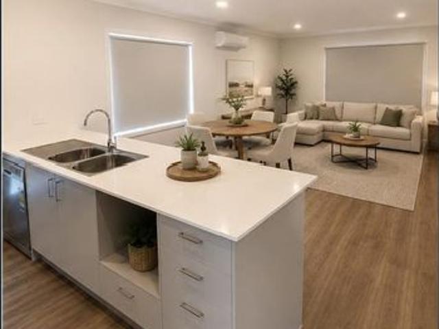 Perfect Family Living in the Heart of Beveridge For Lease!