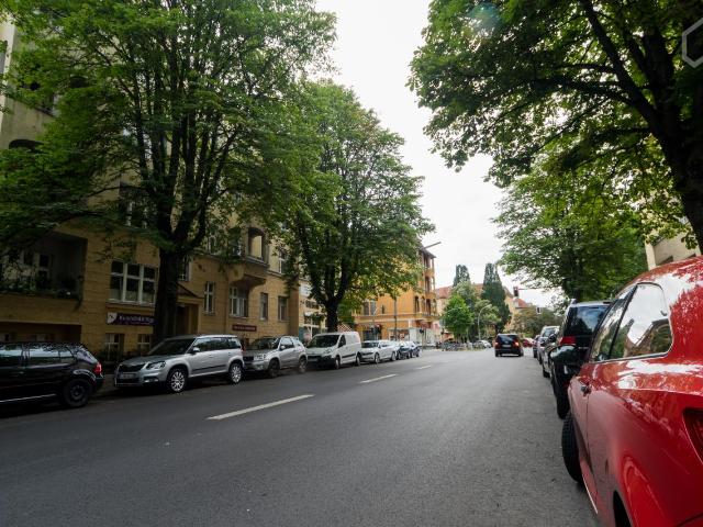 Perfect, fantastic newly renovated apartment conveniently located, Berlin, Berlin Amsterdam Apartments for Rent