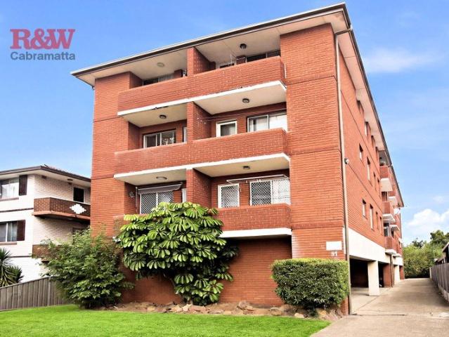Perfect First Floor Unit!