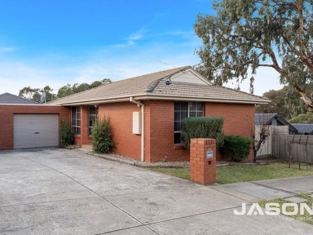 Perfect First Home in a Prime Gladstone Park Location