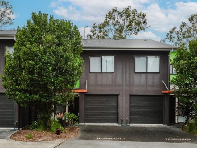 Perfect First Home in a Quiet, Well Maintained Complex