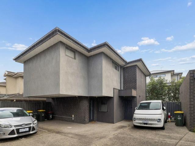 Perfect First Home In An Outstanding Lifestyle Location