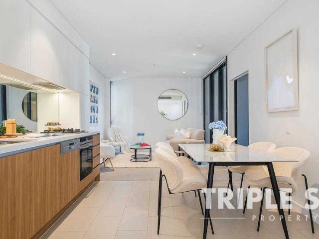 Perfect First Home in North Ryde – Stylish, Connected & Move In Ready & One bedroom plus big study room
