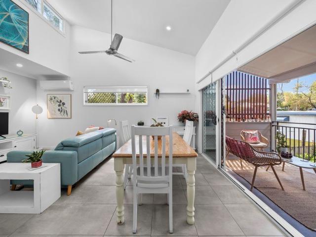 PERFECT FIRST HOME OR DOWNSIZER IN CONVENIENT CAPALABA LOCATION