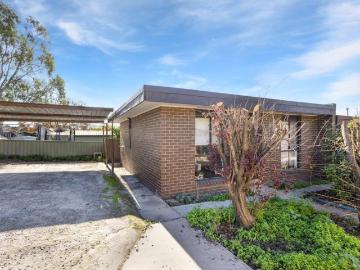 PERFECT FOR FIRST HOME BUYER OR INVESTOR
