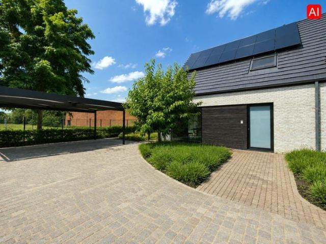 PERFECT INSTAPKLARE EN ENERGIEVRIENDELIJKE HOEKWONING BJ 2