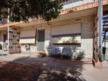 Whyalla, South Australia - Garden, Equipped kitchen