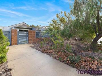 PERFECT INVESTMENT OR FIRST HOME IN THRIVING LOCATION!