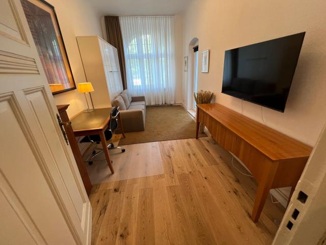 Perfect & luxurious 1 bedroom flat in Alt Tempelhof Berlin, Berlin Amsterdam Apartments for Rent