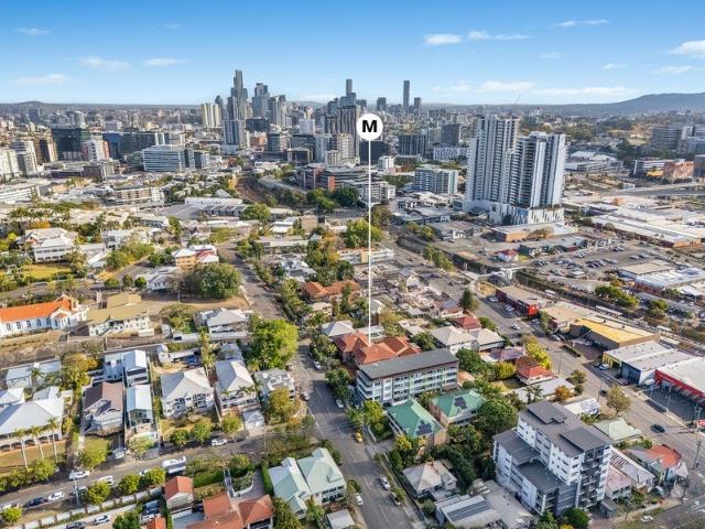 Perfect lifestyle apartment at prime cityside address