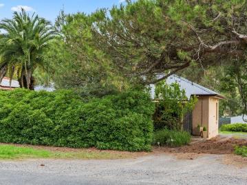 Brukunga, South Australia - Garden, Fireplace