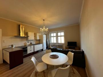 Perfect Located Onboarding Home For Families, Berlin Amsterdam Apartments for Rent