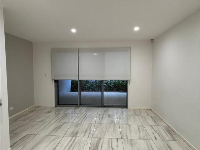 PERFECT LOCATION BEAUTIFUL TOWNHOUSE