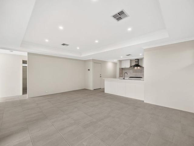 Perfect Location Brand New 4x2