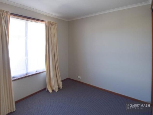PERFECT LOCATION EVERYTHING YOU NEED