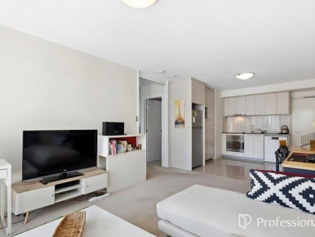 Perfect Location! Fully Furnished