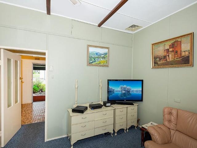 PERFECT LOCATION IN THE HEART OF WANGI WANGI