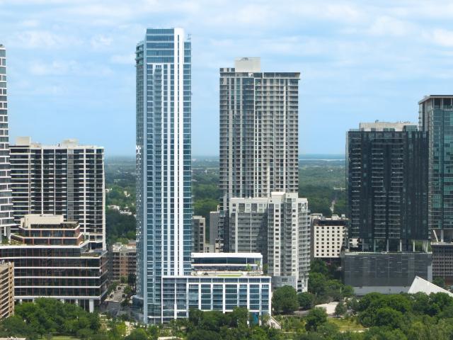 Perfect Location! Spacious Apartments for Rent Now