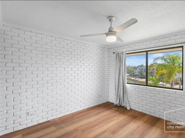 PERFECT LOCATION WITH PEACEFUL WATER VIEWS