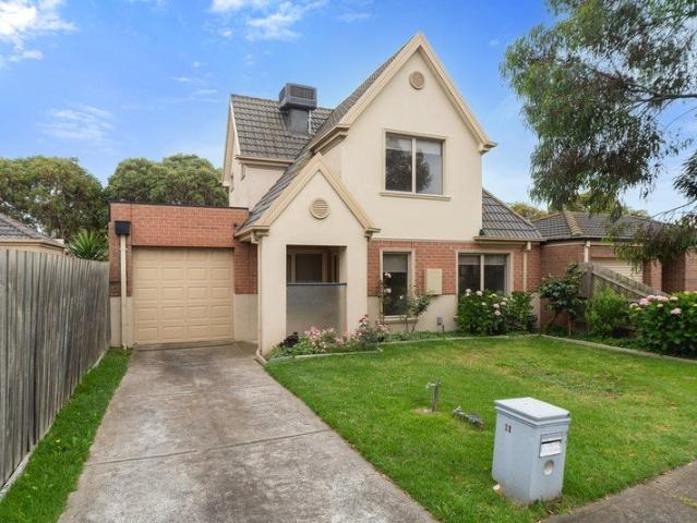 Perfect Location 3 Bed, 2 Bath + Garage