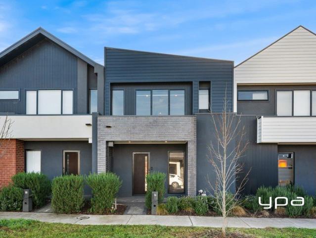 Perfect low maintenance living for the home owner or downsizer