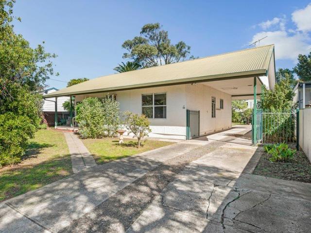Perfect Pt Willy Cottage on 836m2