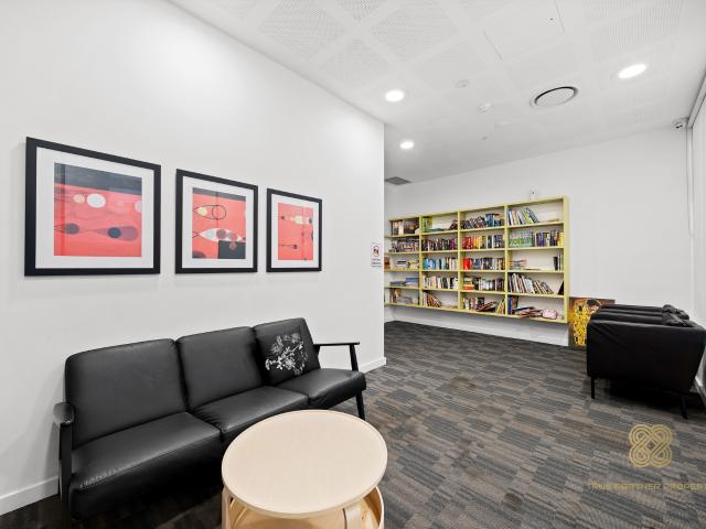 Perfect Parkside Apartment in the Heart of South Brisbane