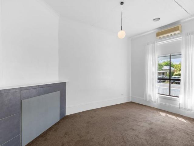 PERFECT POSITION IN CENTRAL BALLARAT