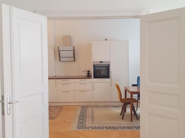 Perfect, quiet apartment in Friedrichshain Berlin, luxury interior, parquet, two balconies, sunny, big bath, Berlin Amsterdam Apartments for Rent