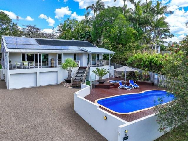 PERFECT QUIET POSITION RELAXED EASY LIFESTYLE AWAITS