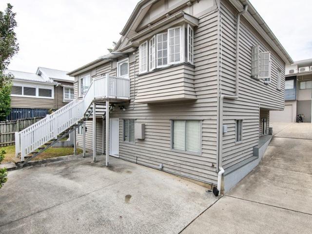 PERFECT ROOMING ACCOMMODATION FOR STUDENTS CLOSE TO QUT!