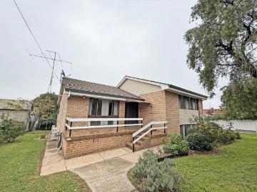 Perfect Start Convenient Location 27 Forbes Street
