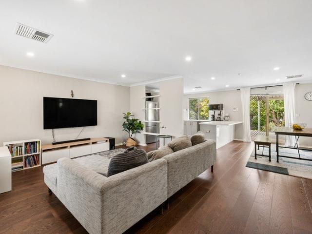 Perfect Starter, Easy Downsize & Prime Green Title Opportunity!