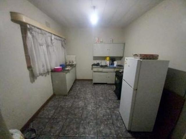 perfect starter home or investment o.