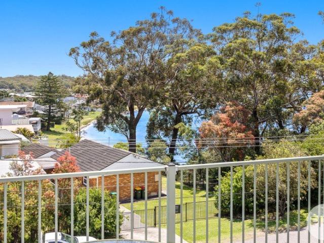 Perfect Salamander Bay Location!
