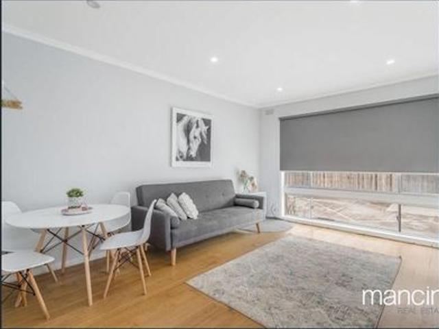 Perfect Seaside Two Bedroom Unit