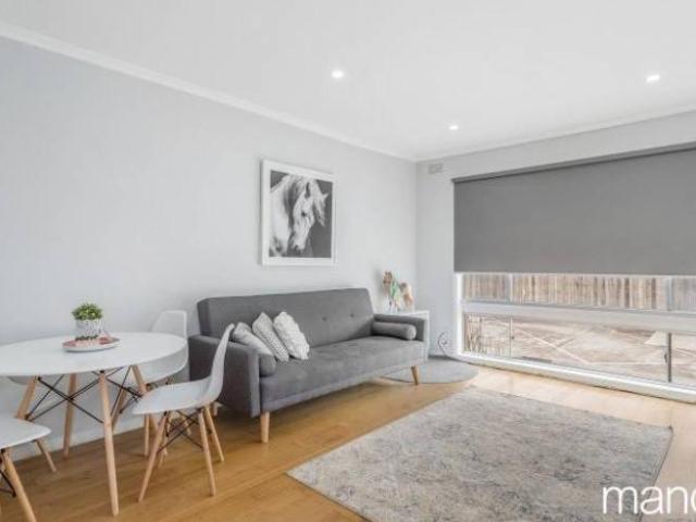 Perfect Seaside Two Bedroom Unit