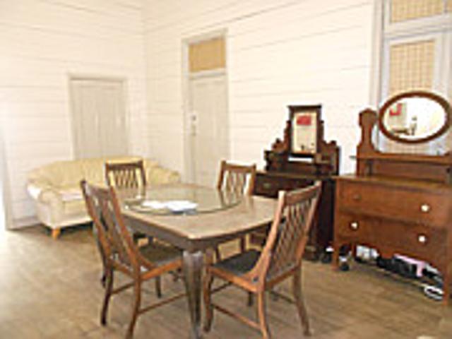 PERFECT SHARE ACCOMMODATION LOCATED IN THE HEART OF FORTITUDE VALLEY