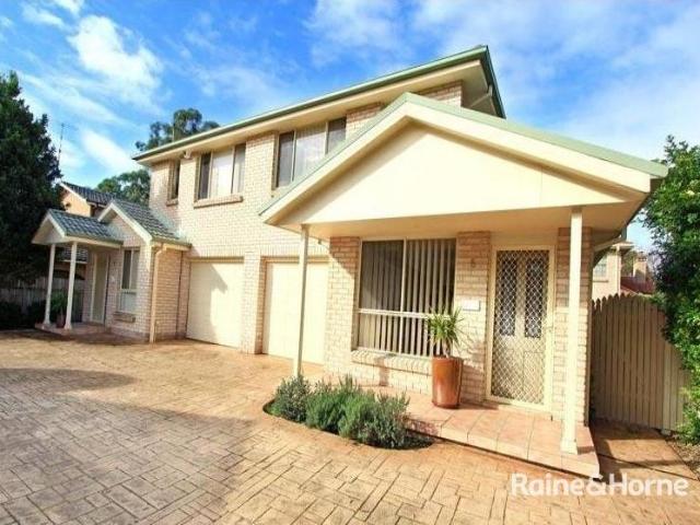 Perfect Two Bedroom Townhouse!