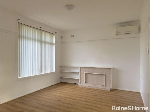 Perfect Three Bedroom Family Home Just Minutes to Local Schools!