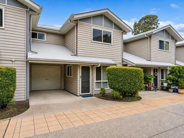 Perfect Townhouse Close to Town!