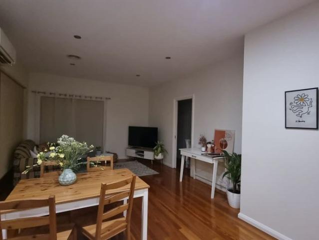 Perfect Townhouse in Great Location
