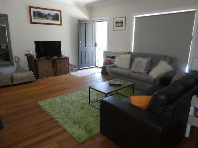PERFECT TREE CHANGE PROPERTY VIA SWIFTS CREEK