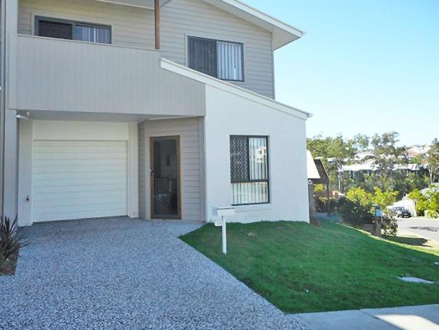 Perfect Unit in Perfect Location !