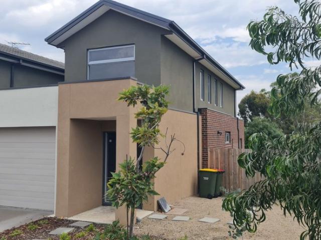 Perfect Unit To Call Home *APPLY FOR THIS PROPERTY NOW