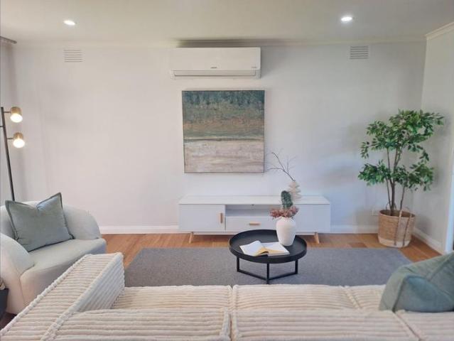Perfect 2 Bedroom Home in Beaconsfield $530 Per Week