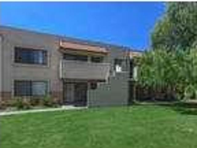 Perfect 2Bd 2Ba Available