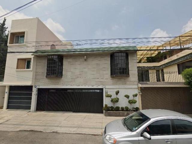 ¡Perfecto inmueble en remate bancario con una superficie de terreno de 194 m² en Lindavista Sur.!