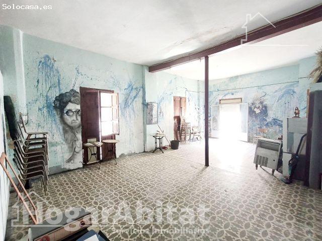 ¡PERFECTO PARA INVERTIR! CASA LUMINOSA Y ESQUINERA, CON LOCAL COMERCIAL
